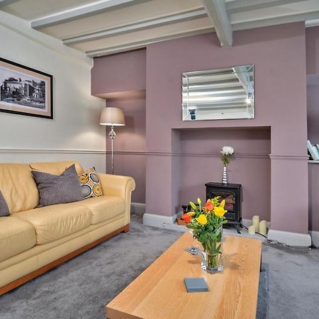 Finest Retreats - Cloggers Cottage Darley エクステリア 写真