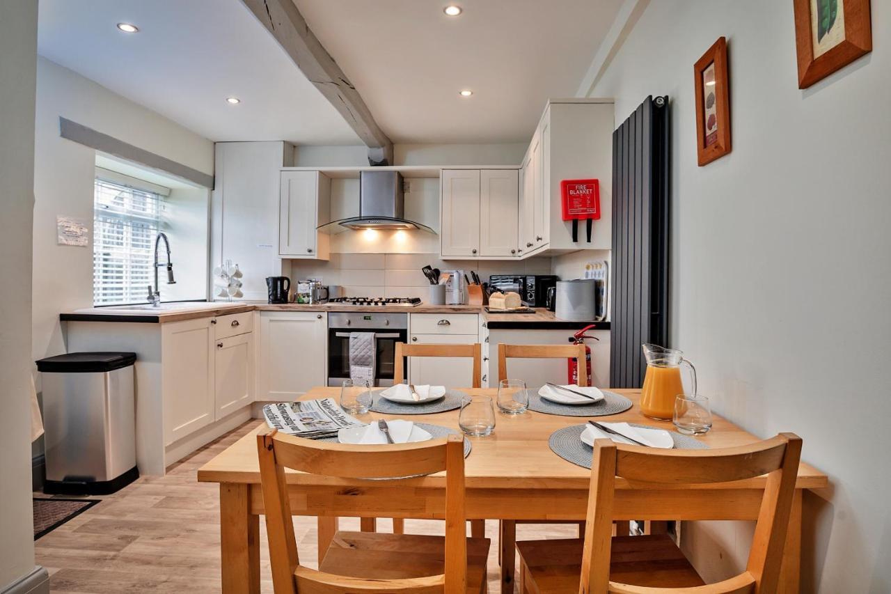 Finest Retreats - Cloggers Cottage Darley エクステリア 写真